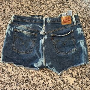Women’s Levi’s Shorts